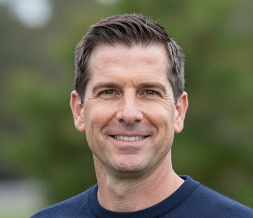 Roderick Lyons
